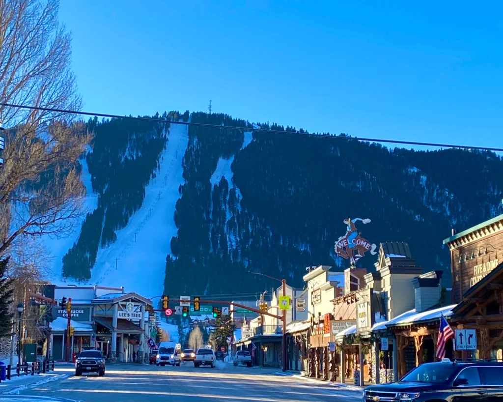 Jackson Wyoming: US Towns Where Nature Feels Like a National Park