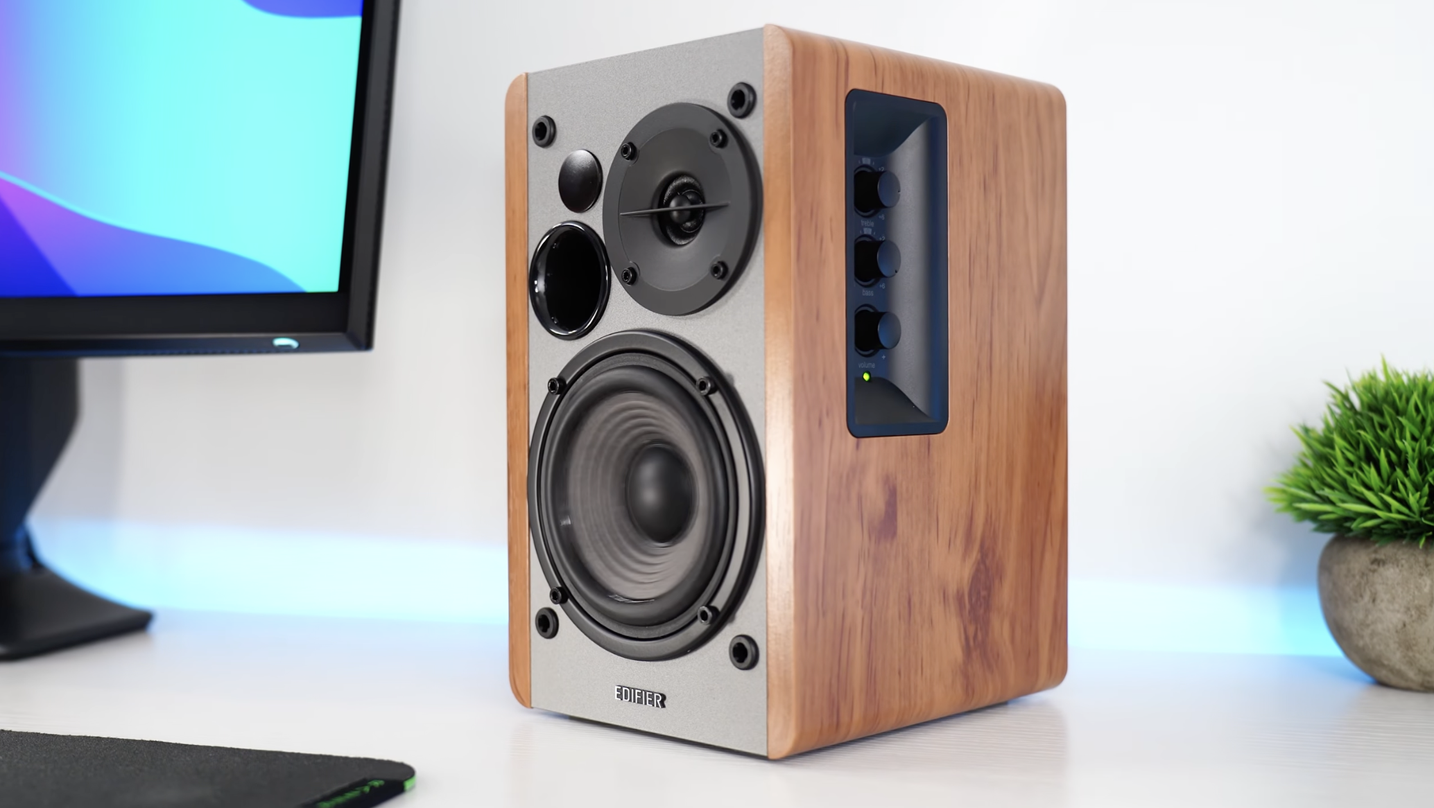Edifier R1280T review