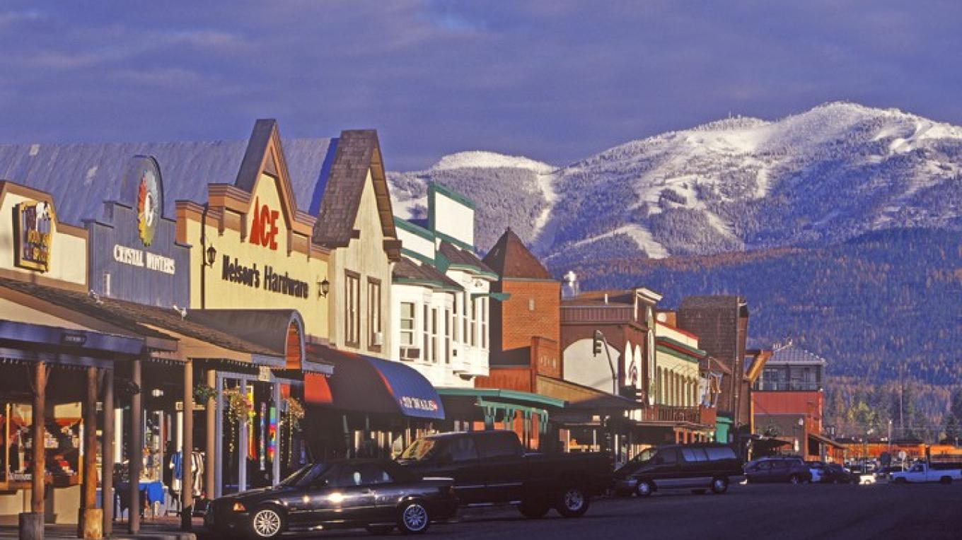 14 Best Small Mountain Towns in The US to Visit in 2025